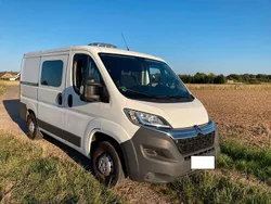 Weiß Gebraucht 2015 Citroën Jumper Profi Van / Kleinbus | 19.500 €