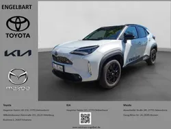 Grau Gebraucht 2024 Toyota Yaris Cross Sport SUV | 30.750 € (Guter Preis)