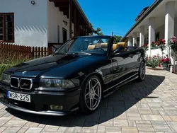 Schwarz Gebraucht 1999 BMW 320 Cabriolet M Sport Cabrio | 18.000 €