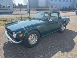 Grün Gebraucht 1974 Triumph TR6 Cabrio | 21.200 €