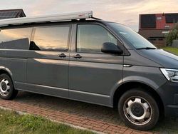 Grau Gebraucht 2016 VW T6 Van | 22.999 €