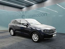 Blau Gebraucht 2024 VW Touareg Elegance SUV | 56.200 € (Superpreis)