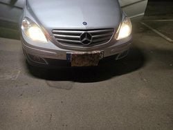 Silber Gebraucht 2005 Mercedes B150 Van / Kleinbus | 3.700 € (Guter Preis)