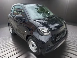 Schwarz Gebraucht 2020 Smart ForTwo Electric Drive Coupé | 8.600 € (Fairer Preis)