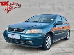 Grün Gebraucht 2001 Opel Astra S Limousine | 2.390 € (Etwas zu teuer)