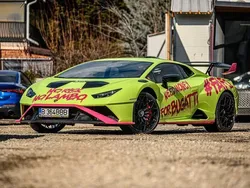 Rot Gebraucht 2023 Lamborghini Huracán | 315.950 €