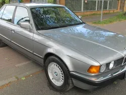 Grau Gebraucht 1987 BMW 735 Limousine | 7.950 €