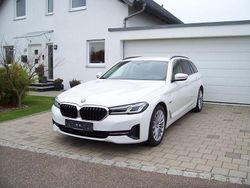 Weiß Gebraucht 2021 BMW 530e Performance Limousine | 27.690 € (Fairer Preis)