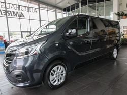 Grau Gebraucht 2021 Renault Trafic Van | 28.999 € (Fairer Preis)