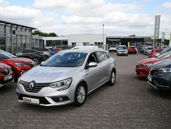 Grau Gebraucht 2017 Renault Mégane IV Intens Limousine | 12.290 € (Etwas zu teuer)
