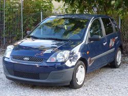 Blau Gebraucht 2008 Ford Fiesta Kleinwagen | 350 €