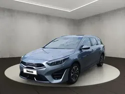 Lunarsilber met. Gebraucht 2025 Kia Ceed Sportswagon Spirit Kombi | 33.790 € (Teuer)