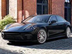 Schwarz Gebraucht 2022 Porsche Panamera 4S Limousine | 88.900 € (Etwas zu teuer)