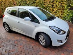 Weiß Gebraucht 2017 Hyundai ix20 YES! Kleinwagen | 9.250 € (Guter Preis)