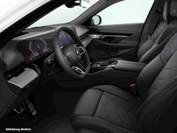 Alpinweiss Gebraucht 2024 BMW 520 Comfort Edition Kombi | 58.124 € (Fairer Preis)