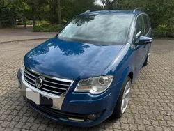 Blau Gebraucht 2010 VW Touran Trendline Van / Kleinbus | 3.500 € (Guter Preis)