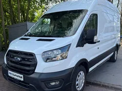 Weiß Gebraucht 2024 Ford Transit Trend Van / Kleinbus | 27.990 € (Guter Preis)