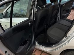 Grau Gebraucht 2011 Hyundai i20 Kleinwagen | 3.150 € (Guter Preis)