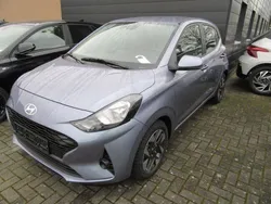 Blau Gebraucht 2024 Hyundai i10 Trend Kleinwagen | 16.990 € (Fairer Preis)