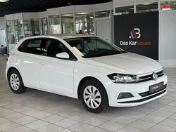 Weiß Gebraucht 2018 VW Polo Comfortline Limousine | 9.920 € (Fairer Preis)