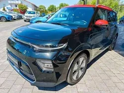 Schwarz Gebraucht 2024 Kia Soul EV Inspiration SUV | 32.849 € (Fairer Preis)