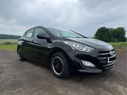 Schwarz Gebraucht 2015 Hyundai i30 Limousine | 8.000 €