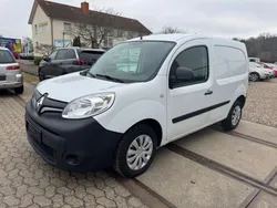 Weiß Gebraucht 2020 Renault Kangoo Rapid Extra Van / Kleinbus | 6.499 € (Etwas zu teuer)