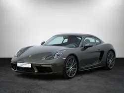 Grün Gebraucht 2024 Porsche 718 Cayman Coupé | 72.000 € (Fairer Preis)