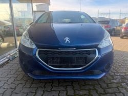 Blau Gebraucht 2015 Peugeot 208 Active Top Kleinwagen | 5.600 € (Fairer Preis)