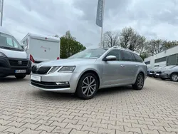 Silber Gebraucht 2020 Skoda Octavia Premium Edition Kombi | 20.990 € (Fairer Preis)