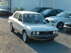 Silber Gebraucht 1981 BMW 520 Limousine | 5.990 €
