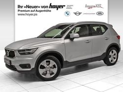 Silber Gebraucht 2018 Volvo XC40 Momentum SUV | 24.480 € (Fairer Preis)