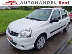 Weiß Gebraucht 2012 Renault Clio IV Limousine | 3.799 € (Fairer Preis)