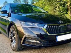 Schwarz Gebraucht 2020 Skoda Octavia Ambition Kombi | 20.699 € (Fairer Preis)