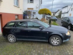 Schwarz Gebraucht 2002 Audi A4 Kombi | 999 € (Superpreis)