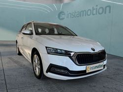 Weiß Gebraucht 2022 Skoda Octavia Style Kombi | 26.990 € (Fairer Preis)
