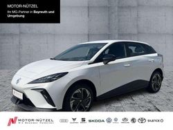 Weiß (dover white) Gebraucht 2024 MG MG4 EV Kleinwagen | 34.990 €