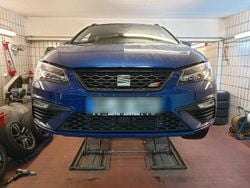 Blau Gebraucht 2019 Cupra Leon Kombi | 25.000 € (Fairer Preis)