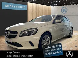 Weiß Gebraucht 2016 Mercedes A200 Limousine | 22.988 € (Teuer)