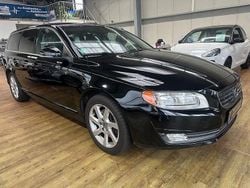 Schwarz Gebraucht 2014 Volvo V70 Momentum Kombi | 7.800 € (Guter Preis)