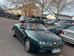 Grün Gebraucht 1998 Alfa Romeo Spider Cabrio | 2.000 € (Superpreis)