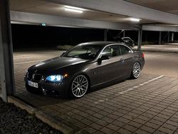 Braun Gebraucht 2009 BMW 335 Cabriolet Performance Cabrio | 15.999 €