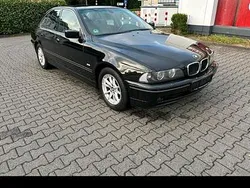 Schwarz Gebraucht 2001 BMW 525 Exclusive Limousine | 4.100 € (Etwas zu teuer)