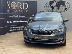 Quarzgrau metallic (metallic) Gebraucht 2020 Skoda Octavia Style Kombi | 17.889 € (Superpreis)