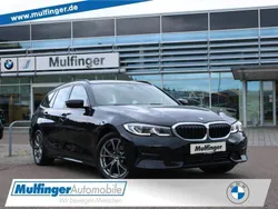 Saphirschwarz Gebraucht 2022 BMW 320 Sport Line Kombi | 31.850 € (Etwas zu teuer)