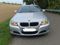 Grau Gebraucht 2010 BMW 320 Kombi | 5.300 € (Fairer Preis)