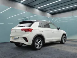 Grau Gebraucht 2024 VW T-Roc SUV | 29.499 € (Fairer Preis)