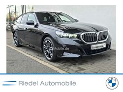 Schwarz Gebraucht 2025 BMW 520 M Sport Kombi | 51.790 € (Fairer Preis)