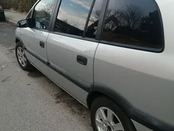 Silber Gebraucht 2001 Opel Zafira Van / Kleinbus | 1.600 € (Fairer Preis)