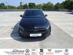 Schwarzmagic perleffekt Gebraucht 2025 Skoda Octavia SportLine Kombi | 40.400 € (Teuer)